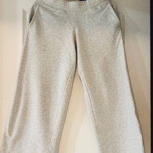 Hollister - women baggy low rise sweatpants XXS (short)
